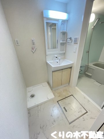 洗面設備　忙しい朝には欠かせない洗面所です
