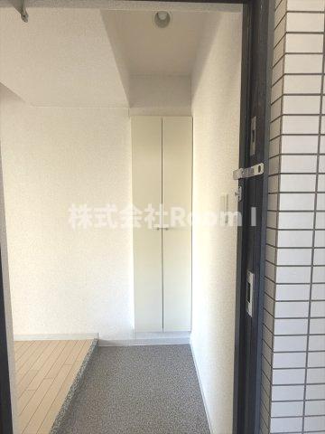 玄関　落ち着いた玄関です