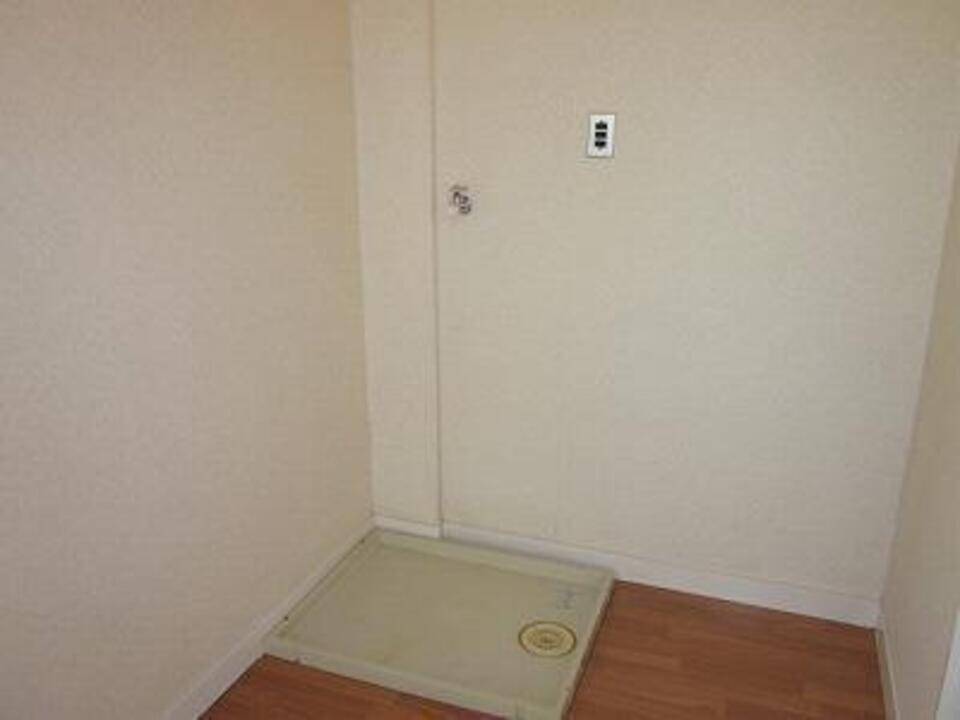 洗面設備　洗濯機置場