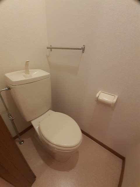 【ハピネスＫＩＲＡＲＡ Ａ（ハピネスキララA）のトイレ】