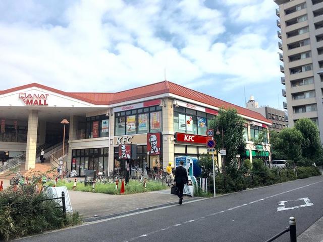 大阪市西成区岸里東のアパートのショッピングセンター