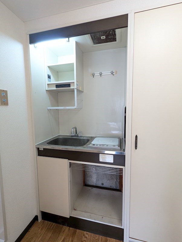 キッチン　ＩＨクッキングヒーターでお手入れらくらく