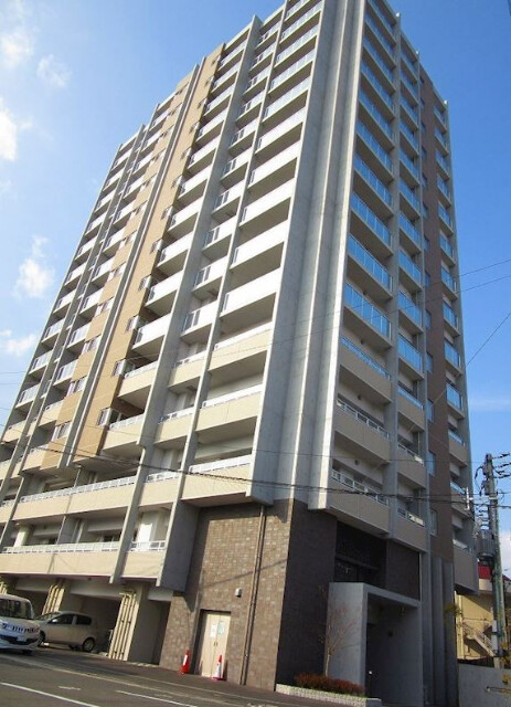 倉敷市老松町のマンションの建物外観