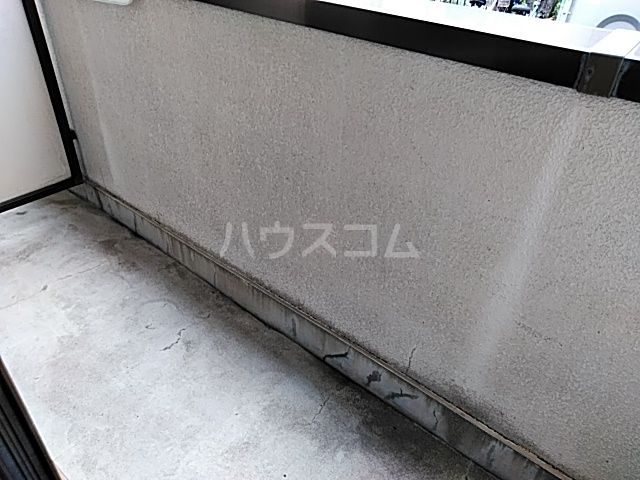 【名古屋市南区元柴田東町のマンションのバルコニー】