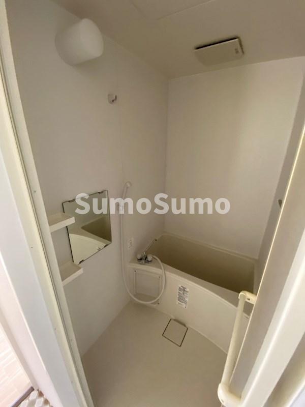 バス・シャワールーム　お風呂で日々の疲れを落としましょう