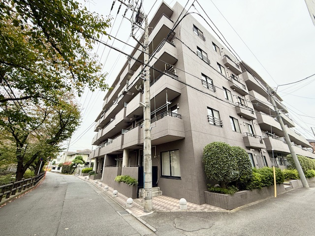 向ヶ丘遊園東ガーデンハウスの建物外観