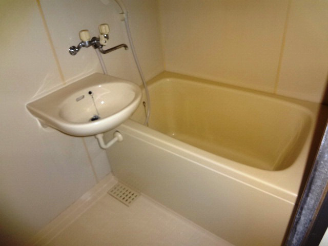 バス・シャワールーム　浴室