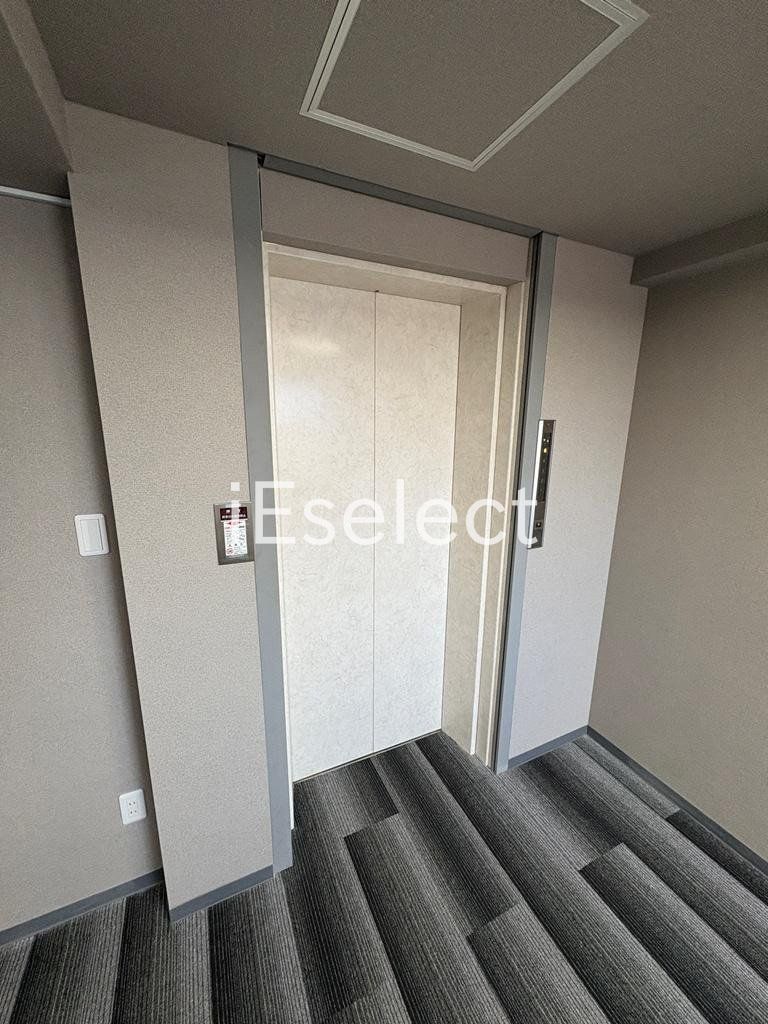 その他　エレベーターもございます