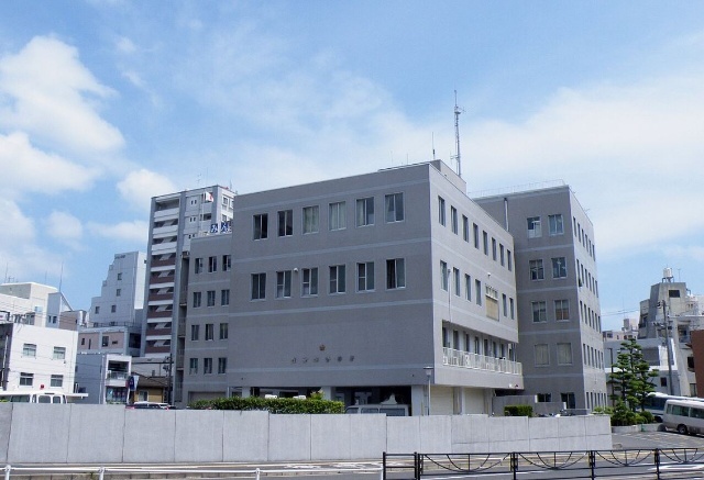 警察署・交番　佐世保警察署（警察署・交番）まで581m