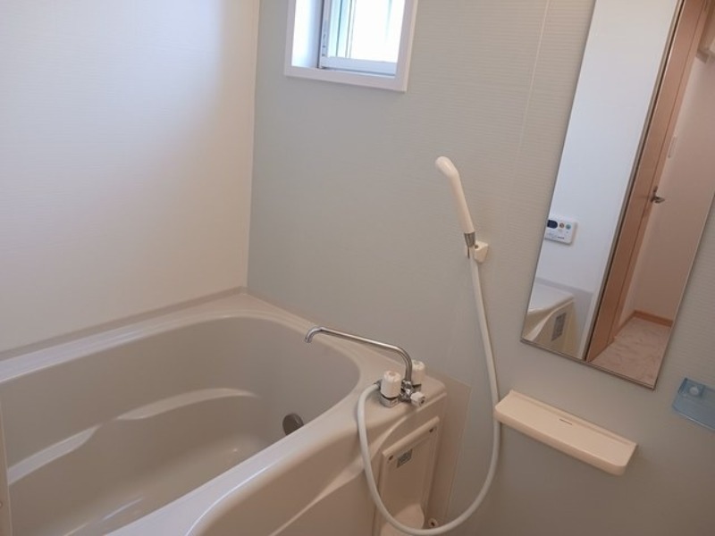 バス・シャワールーム　図面と現状に相違がある場合には現状を優先