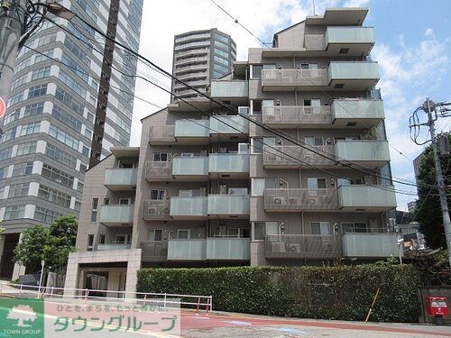 【港区六本木のマンションの建物外観】