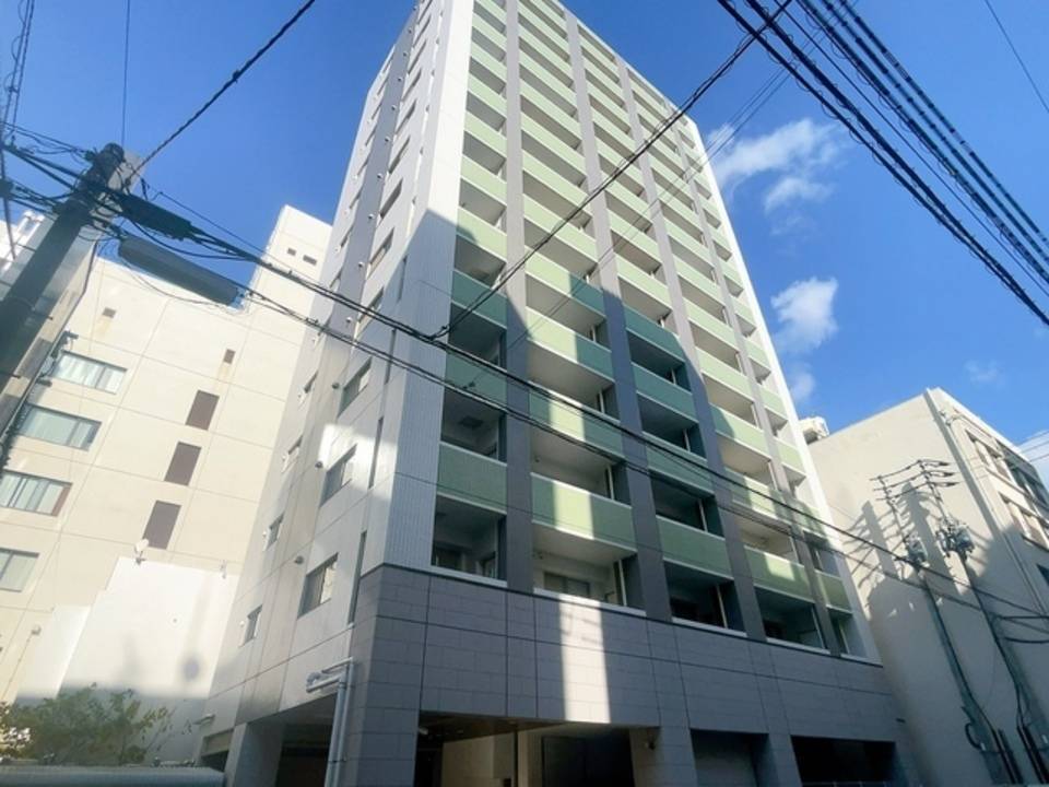 松山市二番町のマンションの建物外観