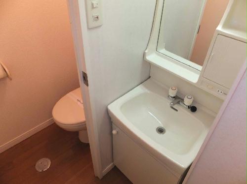 洗面設備　独立タイプの洗面所