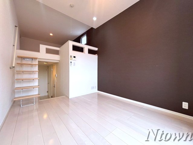 居室・リビング　ゆったり過ごせる居間です