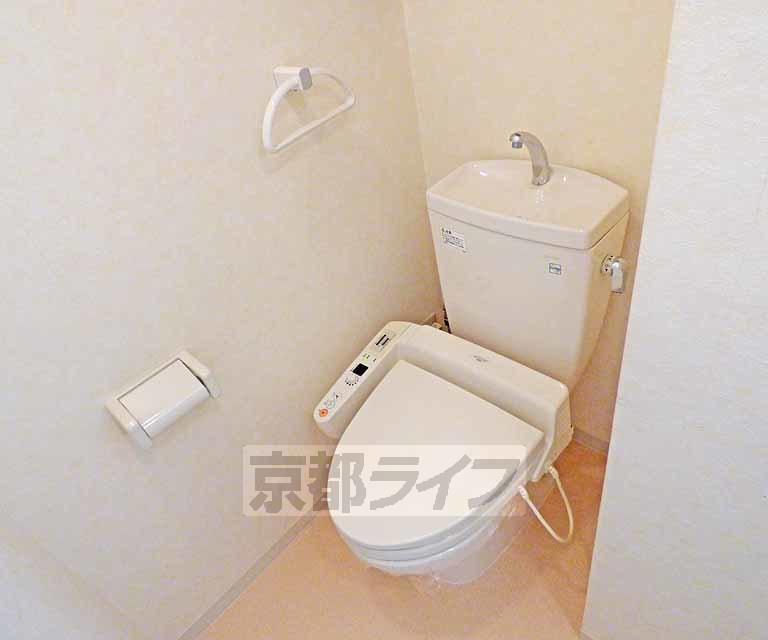 シャトー五福のトイレ写真