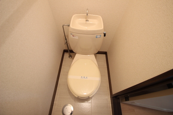 トイレ　※別部屋の写真です