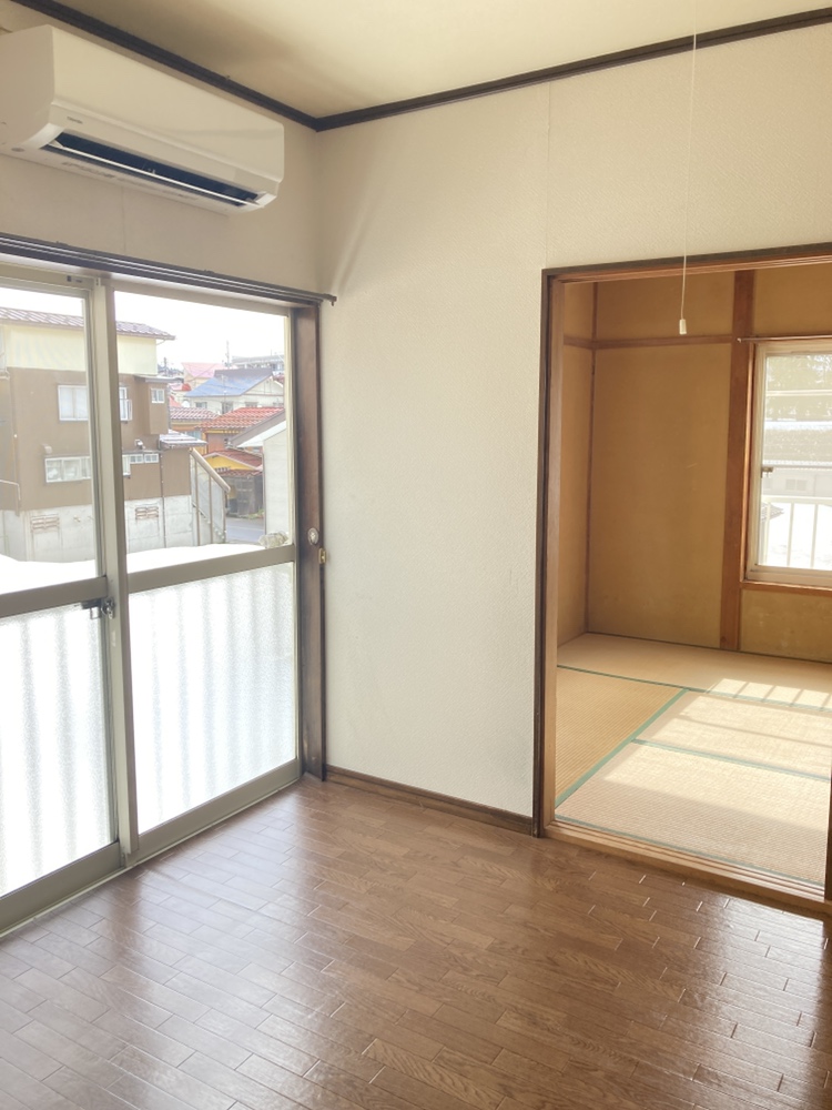 上川コーポの居間写真