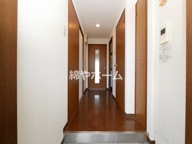 玄関　シンプルで使いやすい玄関です