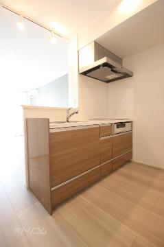 キッチン　IHコンロ3口＆グリル付