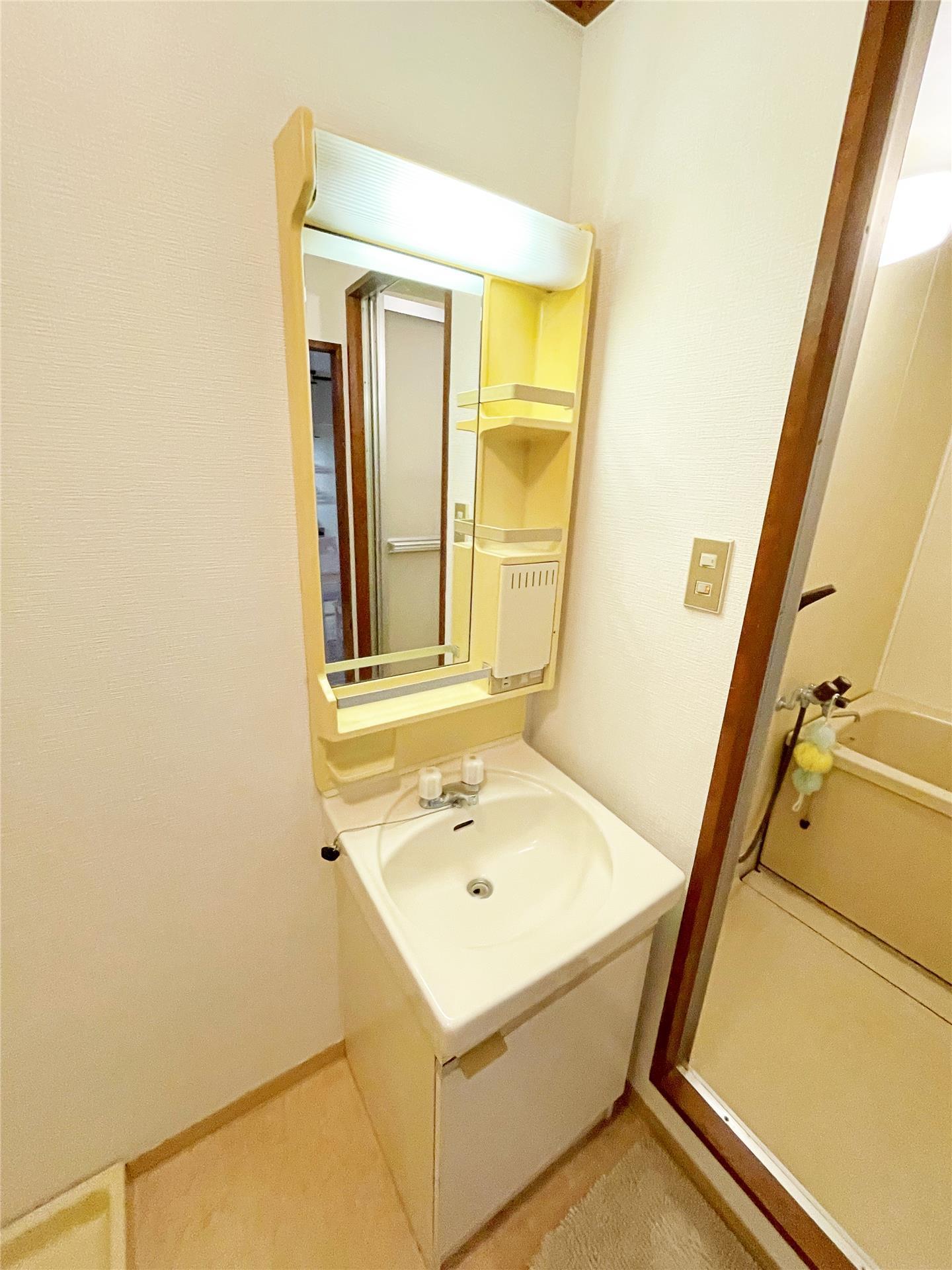 洗面設備　※モデルルーム写真の為、入居時家具・備品等はついてきません※