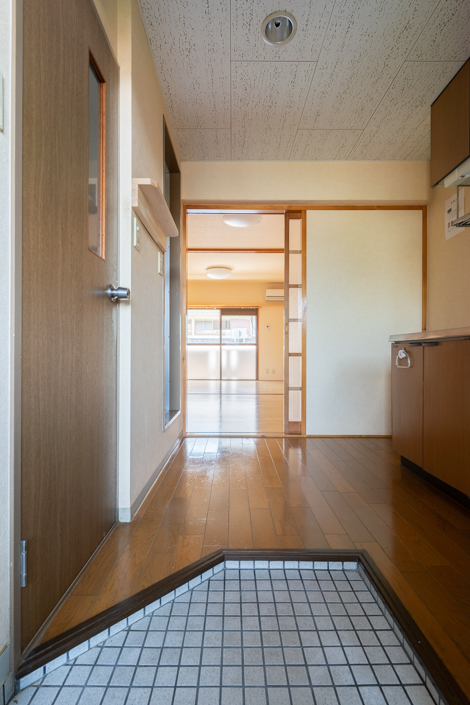 玄関　玄関から撮影