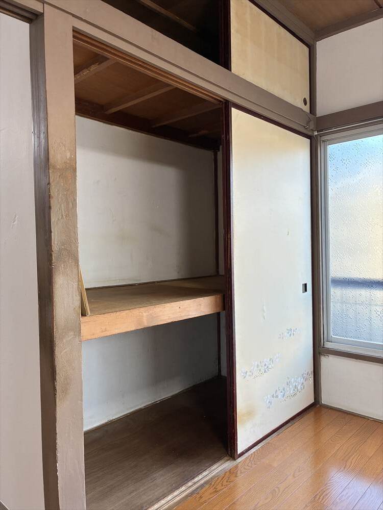 収納　天袋あり