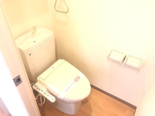 トイレ　シャワー付トイレ