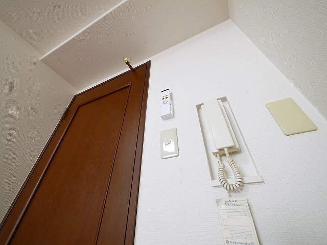 セキュリティ　インターホンです