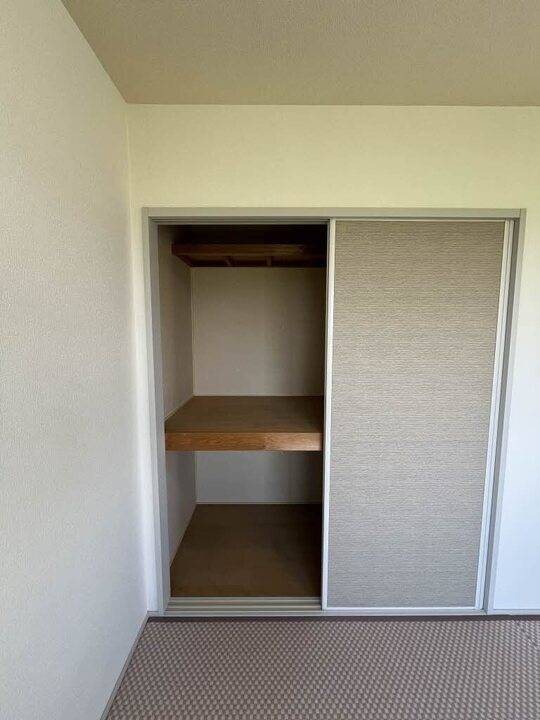収納　押入れ
