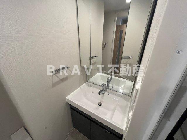 洗面設備　独立洗面台で身支度をすべて済ませてしまいましょう