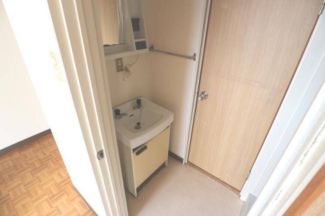 洗面設備　洗面所