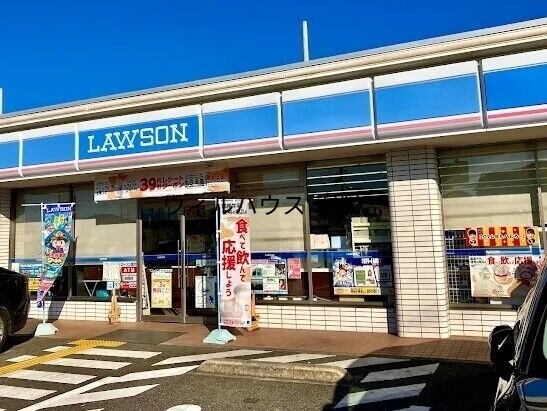 コンビニ　ローソン堺草尾南店（コンビニ）まで763m