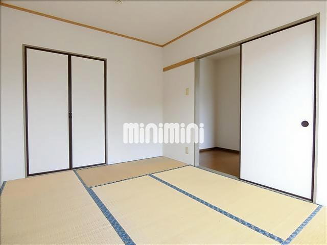 その他部屋・スペース　ＬＤＫと隣の和室は繋げて使うこともできます。