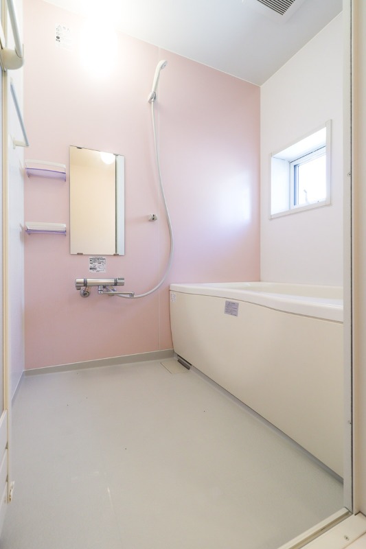 バス・シャワールーム　図面と現状に相違がある場合には現状を優先