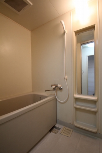 バス・シャワールーム　別号室の写真です