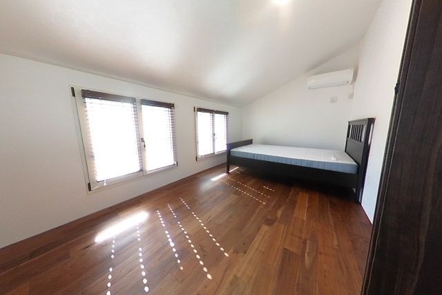 その他部屋・スペース　３階洋室約８．２帖　※ベッド１台設備