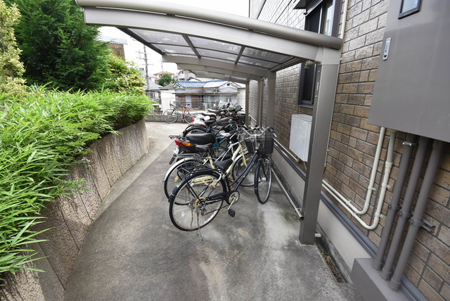 エントランス　駐輪場