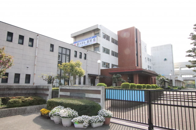 中学校　相模原市立小山中学校（中学校）まで2000m