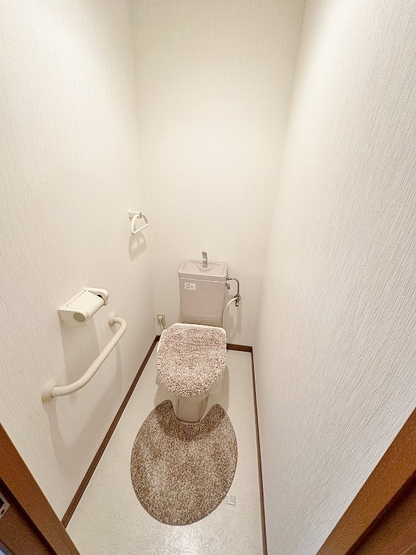 トイレ　★温水洗浄便座トイレ★