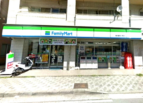 コンビニ　ファミリーマート鶴見潮田四丁目（コンビニ）まで516m