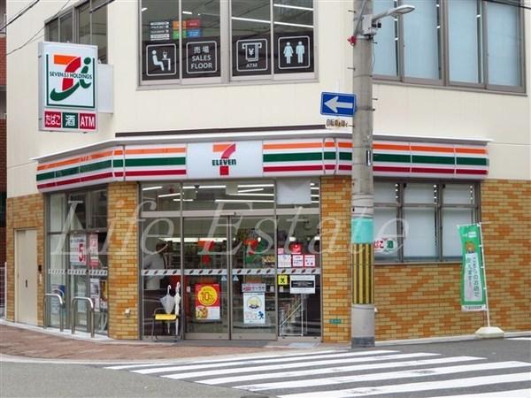 コンビニ　セブンイレブン大阪日本橋東３丁目（コンビニ）まで398m