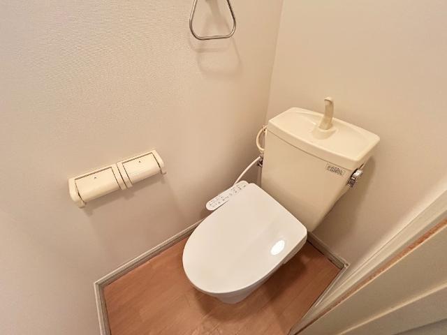 トイレ　シャワー付トイレ