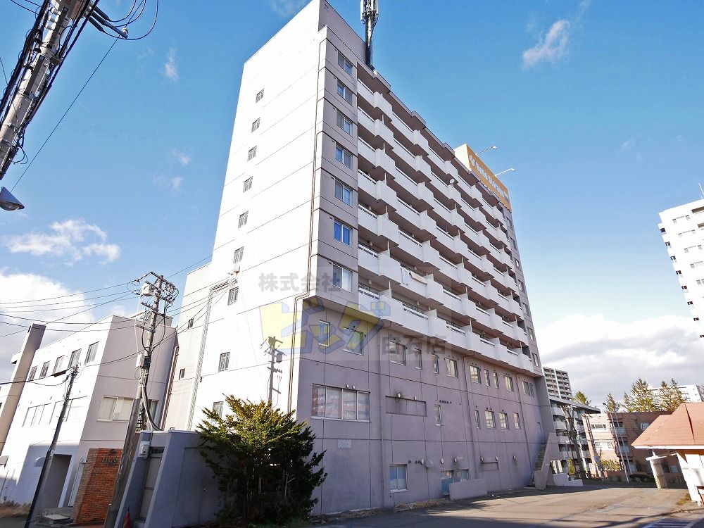 建物外観　室内リフォーム済みの高層マンションです♪