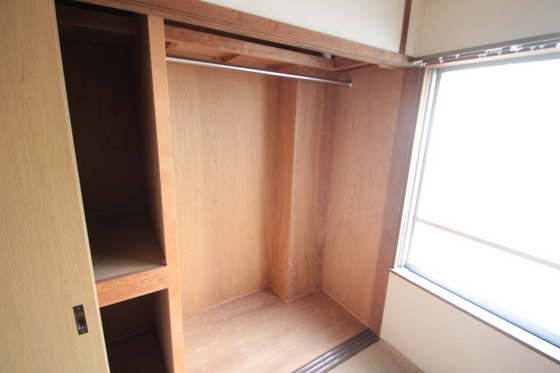 収納　※別部屋の写真です