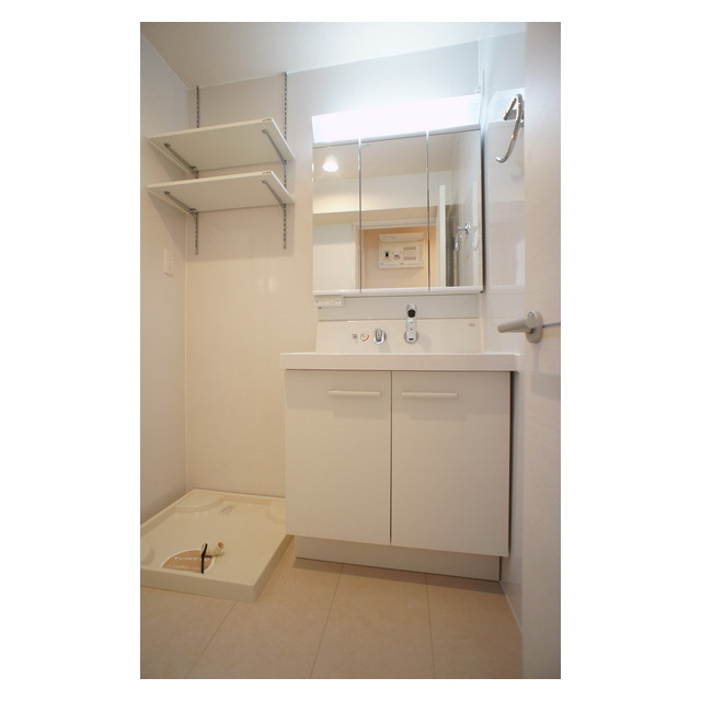 洗面設備　ウレシイ洗面ドレッサー付き