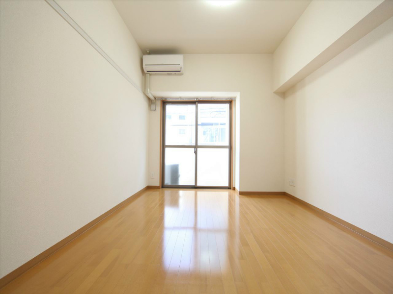 その他部屋・スペース　洋室6.3帖　エアコン完備　南面バルコニー