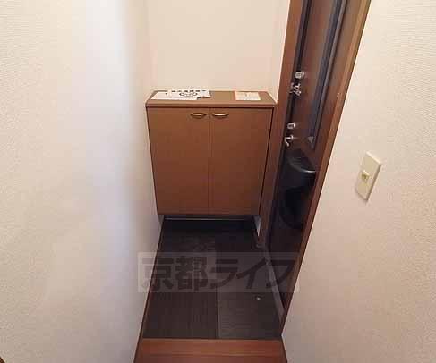 玄関　シューズボックス付きです。