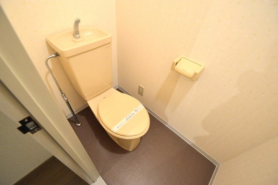 トイレ　もちろんバストイレ別！！！