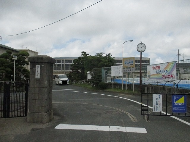 小学校　浜松市立広沢小学校（小学校）まで1419m