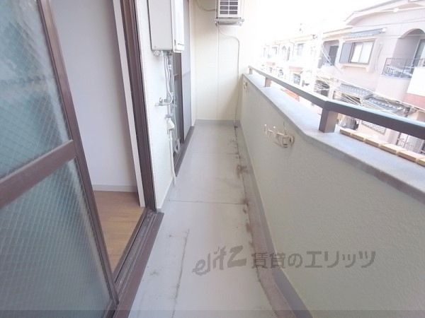 バルコニー　ベランダ